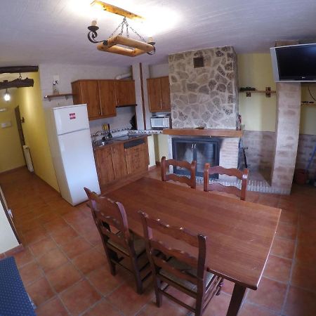 Fuente Del Gamellon Casa de hóspedes Buenache de la Sierra Exterior foto