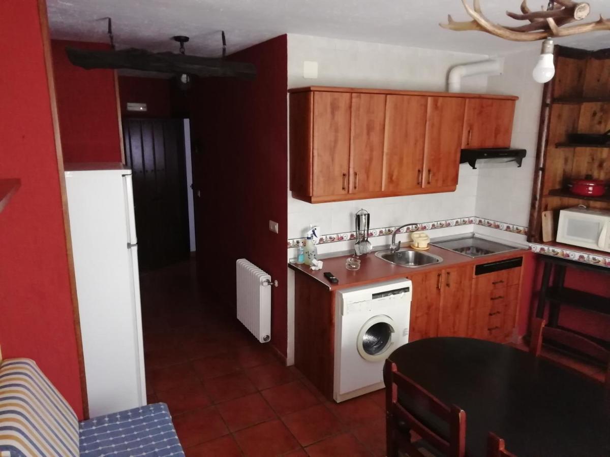 Fuente Del Gamellon Casa de hóspedes Buenache de la Sierra Exterior foto