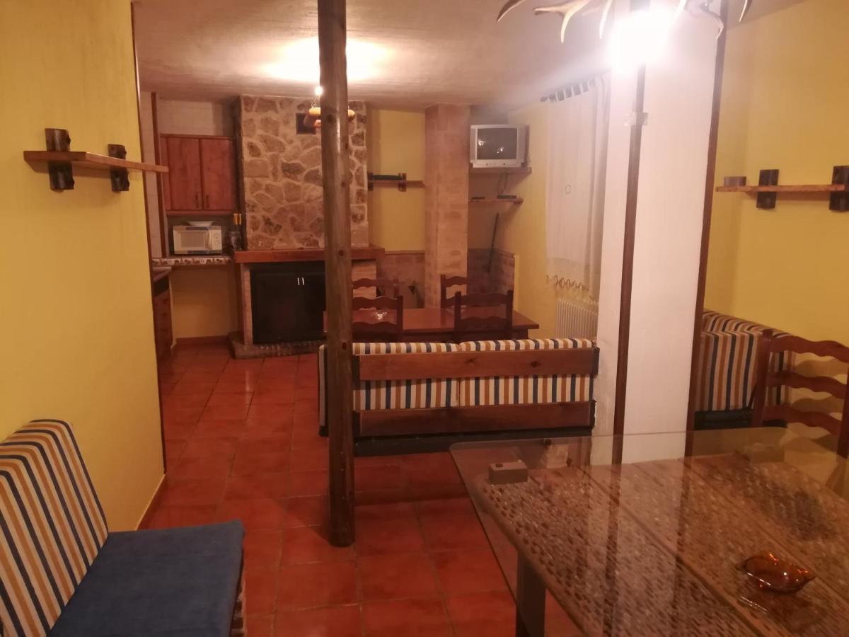 Fuente Del Gamellon Casa de hóspedes Buenache de la Sierra Exterior foto