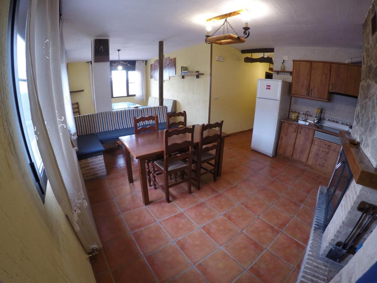 Fuente Del Gamellon Casa de hóspedes Buenache de la Sierra Exterior foto