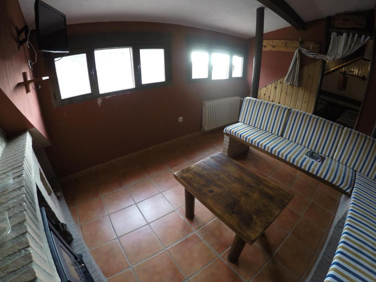 Fuente Del Gamellon Casa de hóspedes Buenache de la Sierra Exterior foto