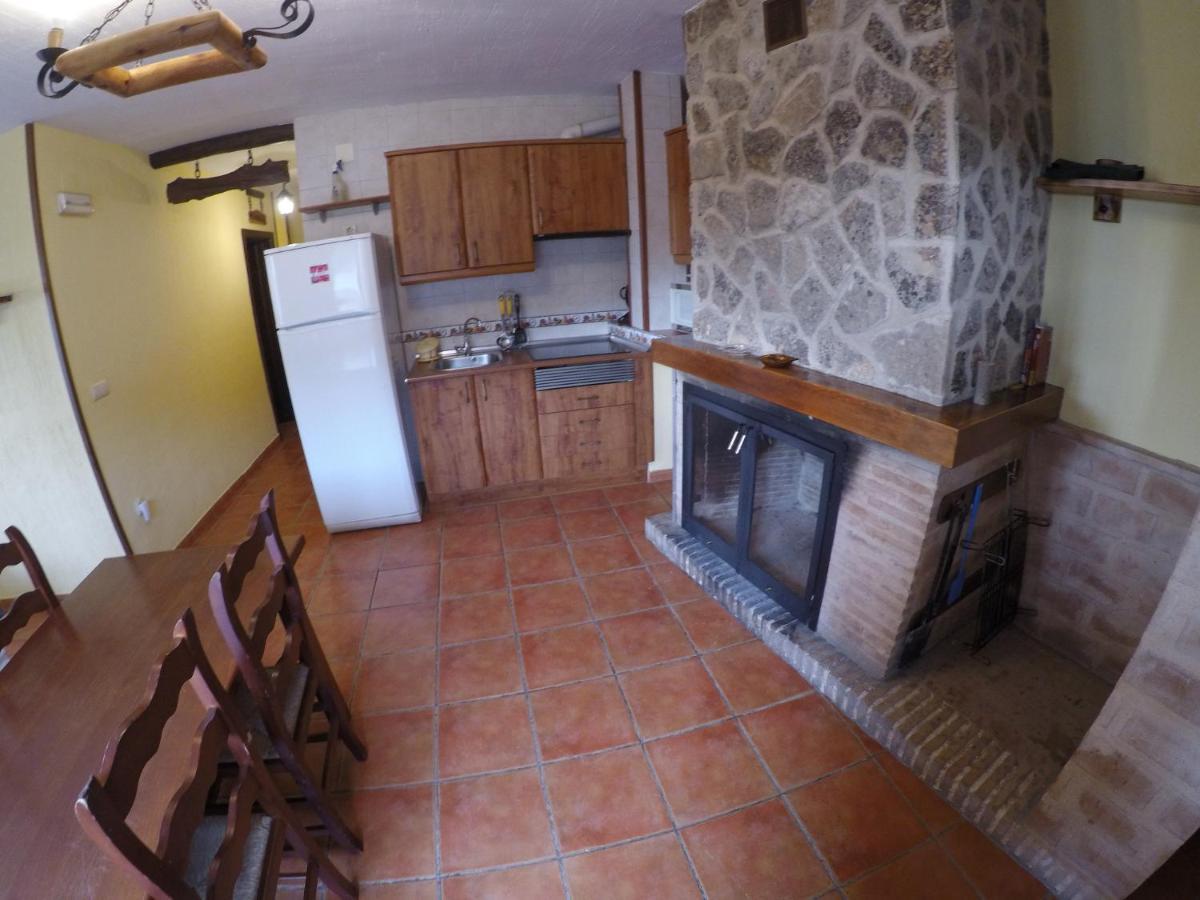 Fuente Del Gamellon Casa de hóspedes Buenache de la Sierra Exterior foto