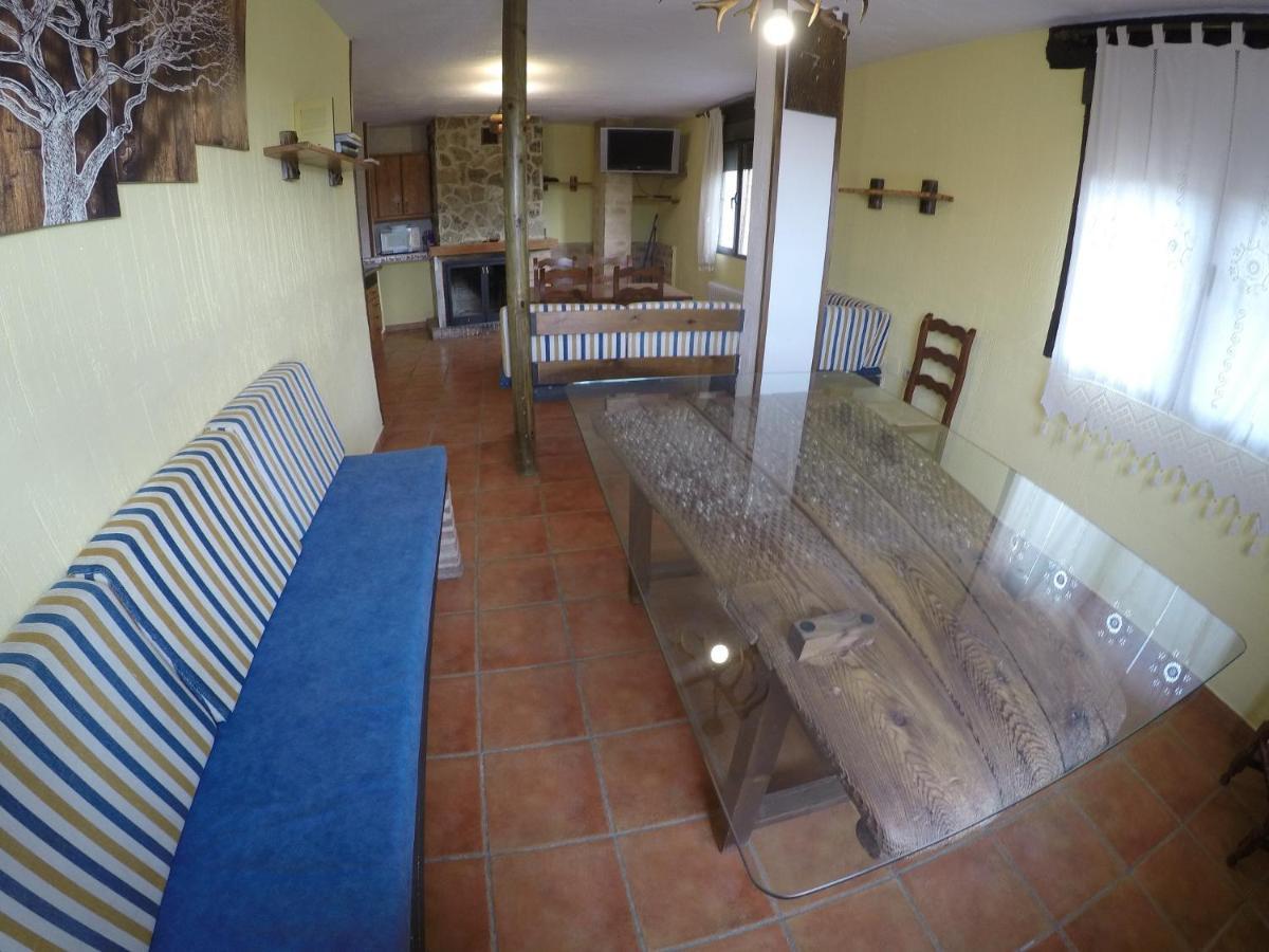 Fuente Del Gamellon Casa de hóspedes Buenache de la Sierra Exterior foto