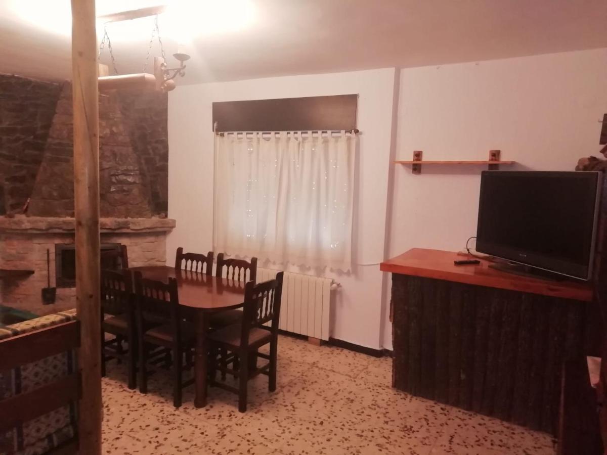 Fuente Del Gamellon Casa de hóspedes Buenache de la Sierra Exterior foto