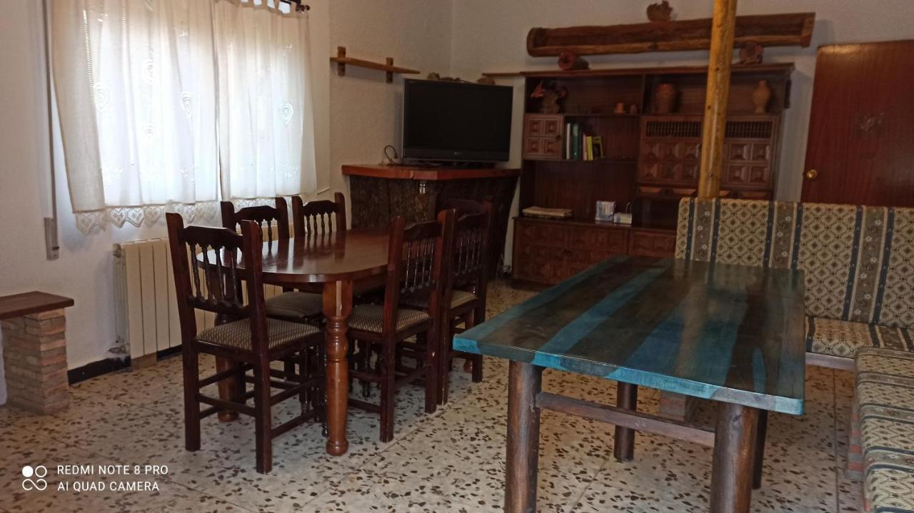 Fuente Del Gamellon Casa de hóspedes Buenache de la Sierra Exterior foto