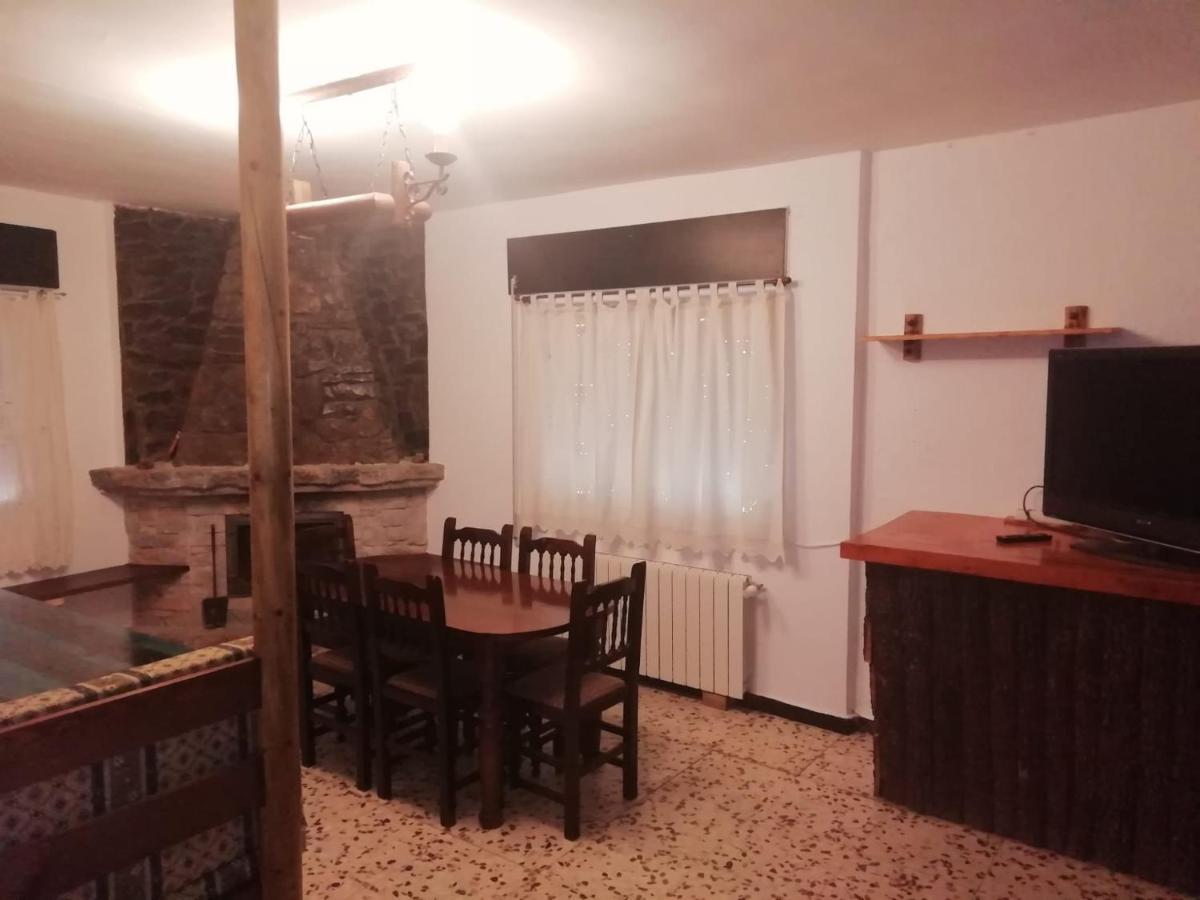 Fuente Del Gamellon Casa de hóspedes Buenache de la Sierra Exterior foto