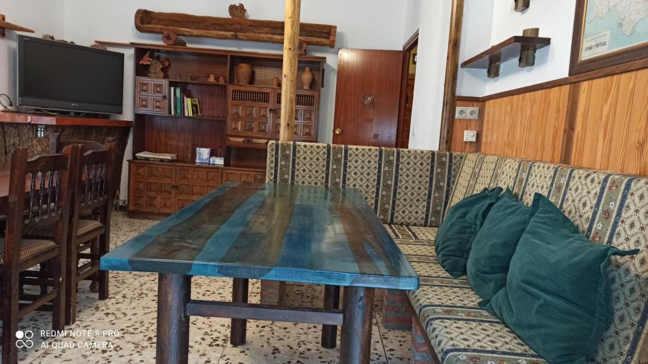 Fuente Del Gamellon Casa de hóspedes Buenache de la Sierra Exterior foto