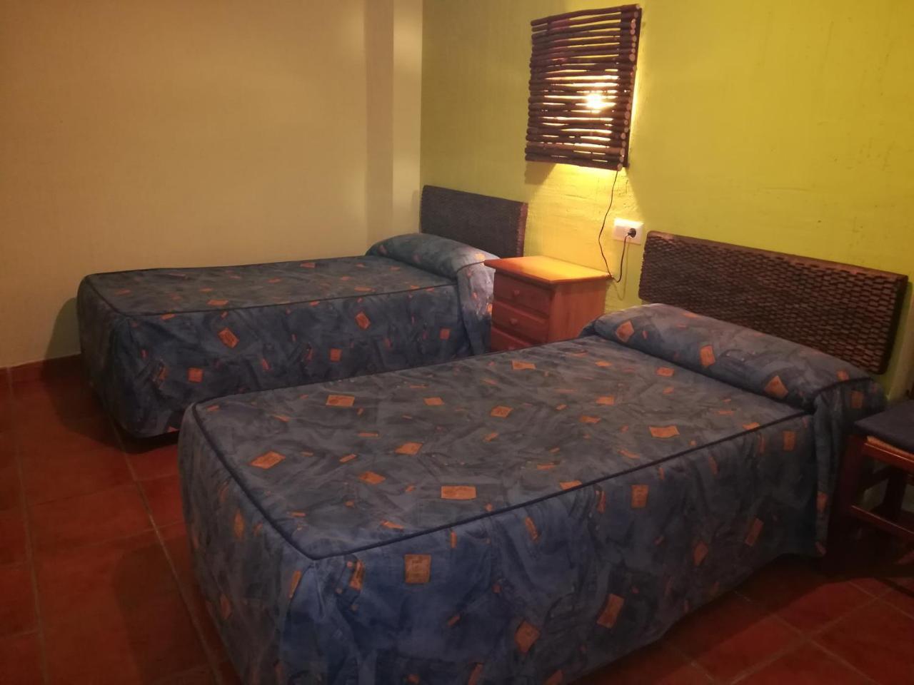 Fuente Del Gamellon Casa de hóspedes Buenache de la Sierra Exterior foto