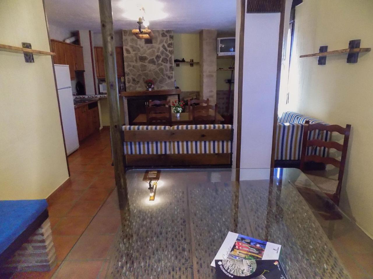 Fuente Del Gamellon Casa de hóspedes Buenache de la Sierra Exterior foto