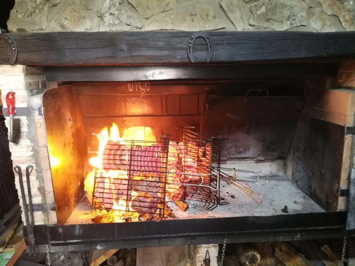 Fuente Del Gamellon Casa de hóspedes Buenache de la Sierra Exterior foto